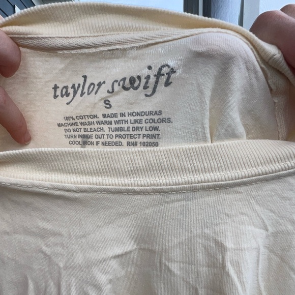 Taylor Swift t-shirt - Picture 5 of 5
